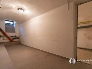 Prodej rodinného domu, Lázně Bělohrad, Třetí strana, 240 m2
