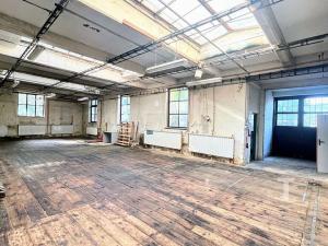 Pronájem komerční nemovitosti, Lhota Rapotina, 1000 m2