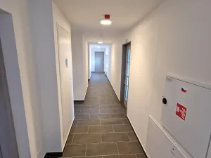 Prodej bytu 1+kk, Praha - Háje, Sochorcova, 33 m2