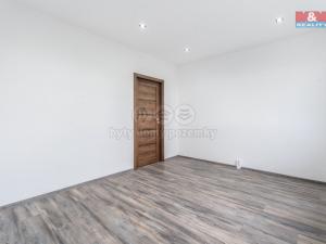Prodej bytu 3+1, Stráž pod Ralskem, Máchova, 70 m2