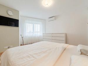 Prodej bytu 2+kk, Ostrava, Kaminského, 83 m2