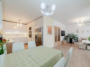 Prodej bytu 2+kk, Ostrava, Kaminského, 83 m2