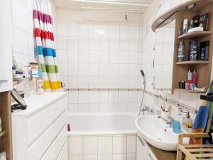 Prodej bytu 3+1, Praha - Modřany, Levského, 79 m2