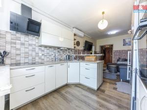 Prodej bytu 2+1, Praha, Jablonecká, 55 m2
