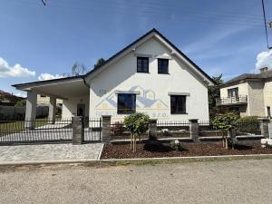Prodej rodinného domu, Osek, 180 m2