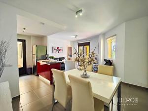 Prodej bytu 3+kk, Torrevieja, Španělsko, 69 m2