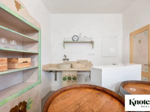 Prodej vinného sklepa, Velké Bílovice, 72 m2
