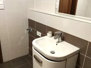 Pronájem bytu 2+kk, Praha - Stodůlky, Holýšovská, 55 m2