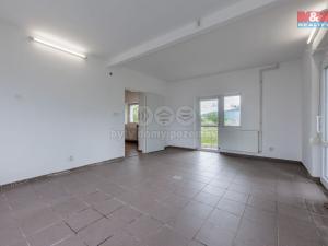 Prodej rodinného domu, Karlovy Vary - Bohatice, Na Stezce, 182 m2