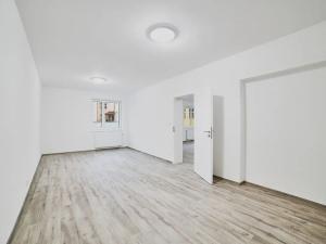 Pronájem bytu 2+kk, Plzeň, Železniční, 79 m2
