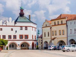 Prodej kanceláře, Nové Město nad Metují, Husovo náměstí, 730 m2