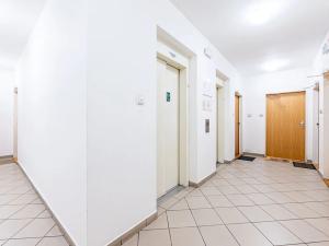 Prodej bytu 2+kk, Praha - Strašnice, Vinohradská, 56 m2