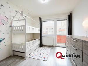 Prodej bytu 2+kk, Praha - Horní Měcholupy, Modenská, 59 m2