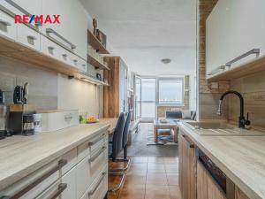 Prodej bytu 2+kk, Praha - Horní Měcholupy, Milánská, 49 m2