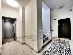 Pronájem bytu 3+kk, České Budějovice, Fráni Šrámka, 66 m2