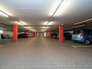 Pronájem bytu 3+kk, Praha - Dubeč, Netlucká, 85 m2