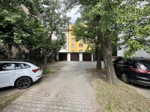 Dražba garáže, Praha - Nusle, Sevřená, 58 m2