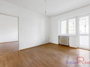 Prodej bytu 2+1, Karlovy Vary, 5. května, 59 m2