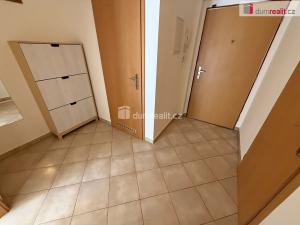 Pronájem bytu 2+kk, Praha - Záběhlice, Velenovského, 50 m2