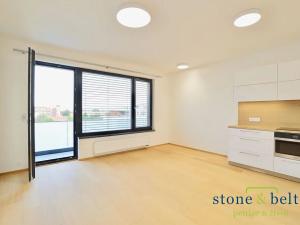 Pronájem bytu 1+kk, Praha - Malešice, Azzoniho, 36 m2