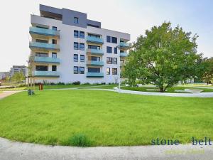 Pronájem bytu 1+kk, Praha - Malešice, Azzoniho, 36 m2