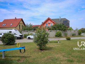Prodej rodinného domu, Božice, 233 m2