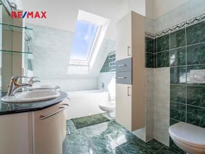 Prodej rodinného domu, Chrášťany, 175 m2