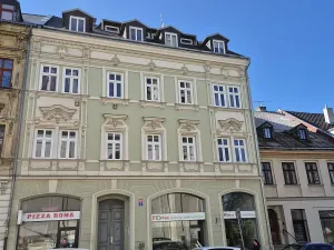 Pronájem bytu 2+1, Liberec, Valdštejnská, 60 m2