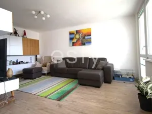 Pronájem bytu 3+1, Praha - Letňany, Kuželova, 71 m2