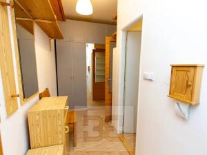 Pronájem bytu 1+kk, Praha - Břevnov, Talichova, 39 m2