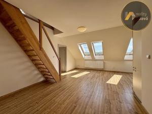 Prodej bytu 2+kk, Praha - Libeň, Zenklova, 83 m2