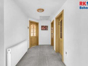 Prodej rodinného domu, Sukorady, 200 m2