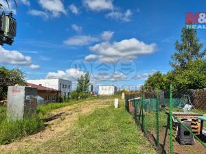Prodej pozemku pro bydlení, Hrušovany, 30076 m2