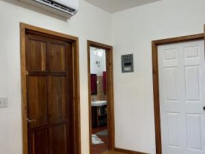 Prodej chaty, Coxen Hole, Roatán, Honduras, 232 m2
