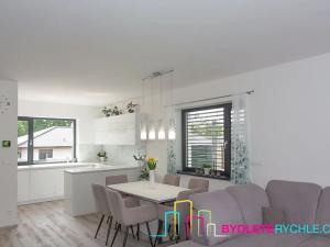 Prodej rodinného domu, Krhanice, 140 m2