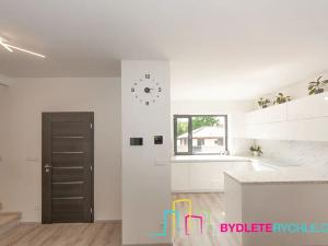 Prodej rodinného domu, Krhanice, 140 m2