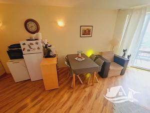 Prodej bytu 3+kk, Aheloy, Bulharsko, 85 m2