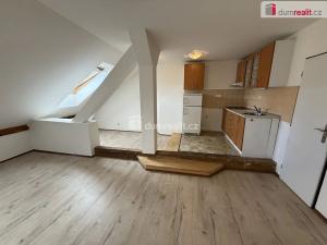 Pronájem bytu 2+kk, Praha - Smíchov, Jindřicha Plachty, 60 m2