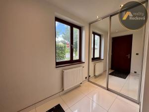Prodej rodinného domu, Jesenice, V Lukách, 148 m2