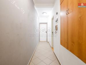 Pronájem bytu 1+kk, Plzeň, Barrandova, 43 m2