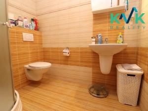 Pronájem bytu 1+kk, Karlovy Vary, Dubová, 30 m2