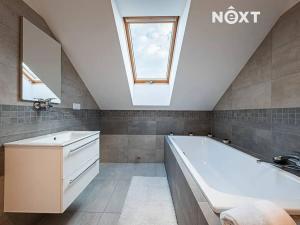 Prodej rodinného domu, Beroun, Pod Homolkou, 264 m2