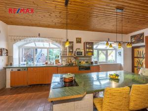 Prodej vícegeneračního domu, Obora, 900 m2