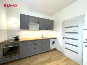 Pronájem bytu 2+kk, Praha - Žižkov, Hartigova, 55 m2