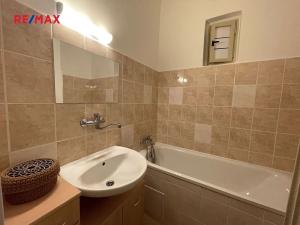 Pronájem bytu 2+kk, Praha - Žižkov, Hartigova, 55 m2