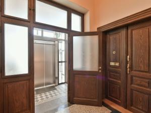 Pronájem bytu 3+1, Praha - Nové Město, Senovážné náměstí, 90 m2