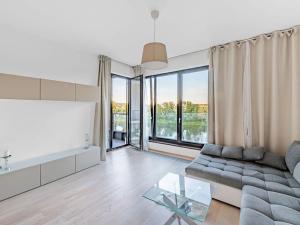 Pronájem bytu 2+kk, Praha - Holešovice, Sanderova, 58 m2