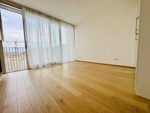 Pronájem bytu 2+kk, Praha - Smíchov, Šiklové, 58 m2