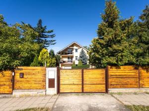 Prodej rodinného domu, Praha - Újezd nad Lesy, Novosibřinská, 270 m2
