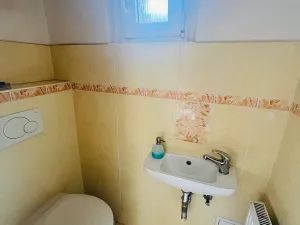 Pronájem bytu 1+1, Jesenice, K Belnici, 65 m2